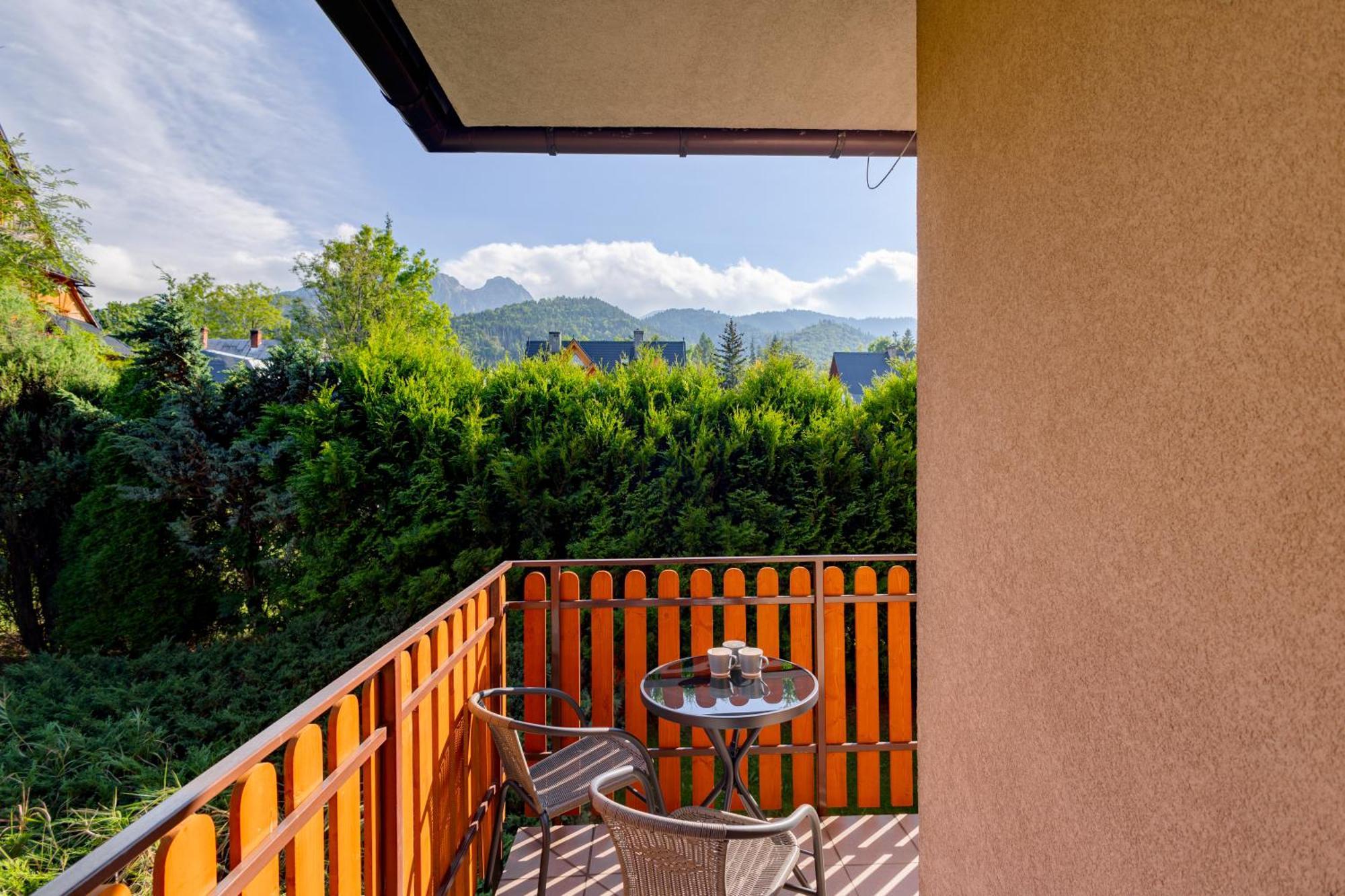 Apartment Lux Giewont View Droga Do Walczakow 30 By Rentilopl *